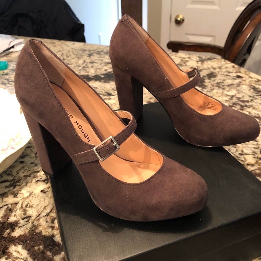 Julianne Hough for Sole Society Whitney Pump